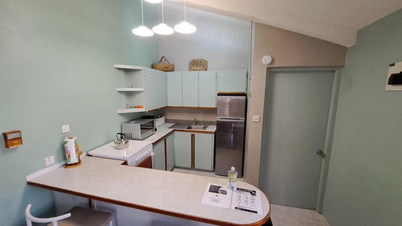 Kootney Resorts Portsmouth Esterno foto