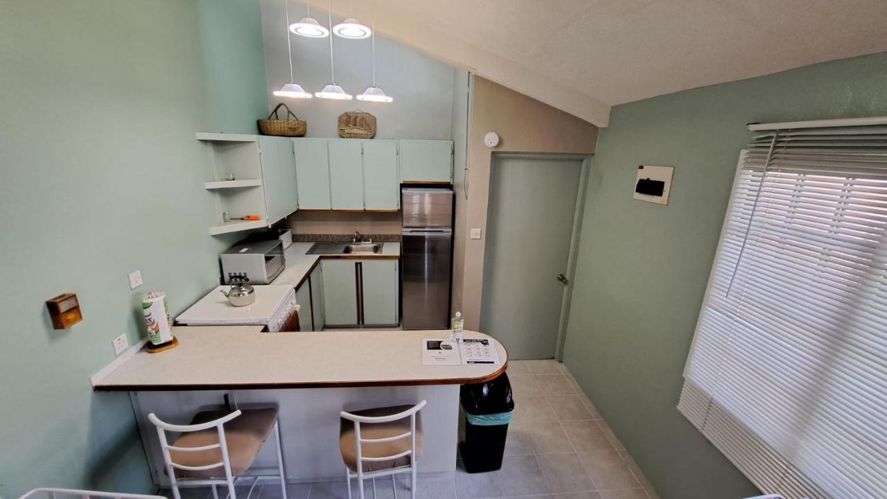 Kootney Resorts Portsmouth Esterno foto