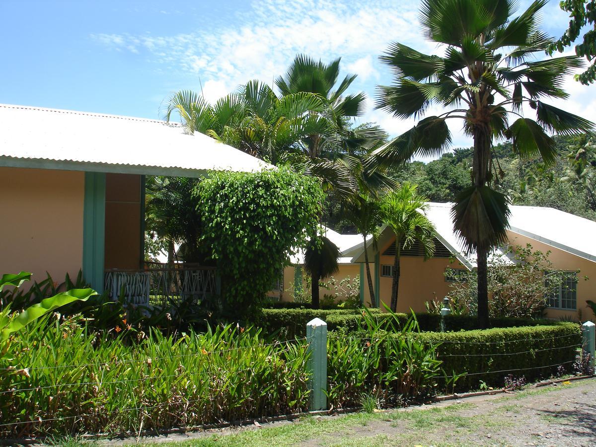 Kootney Resorts Portsmouth Esterno foto